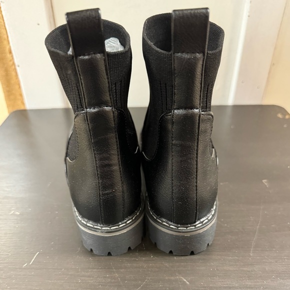 NIB, Knit Ankle, Vegan Leather Slip On Boots by Corkys, Style; Cabin Fever - Picture 4 of 5